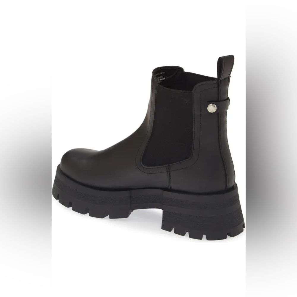 Steve Madden Malcome Chelsea Boots